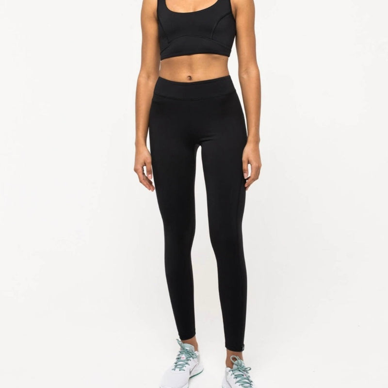 Black Essential Leggings