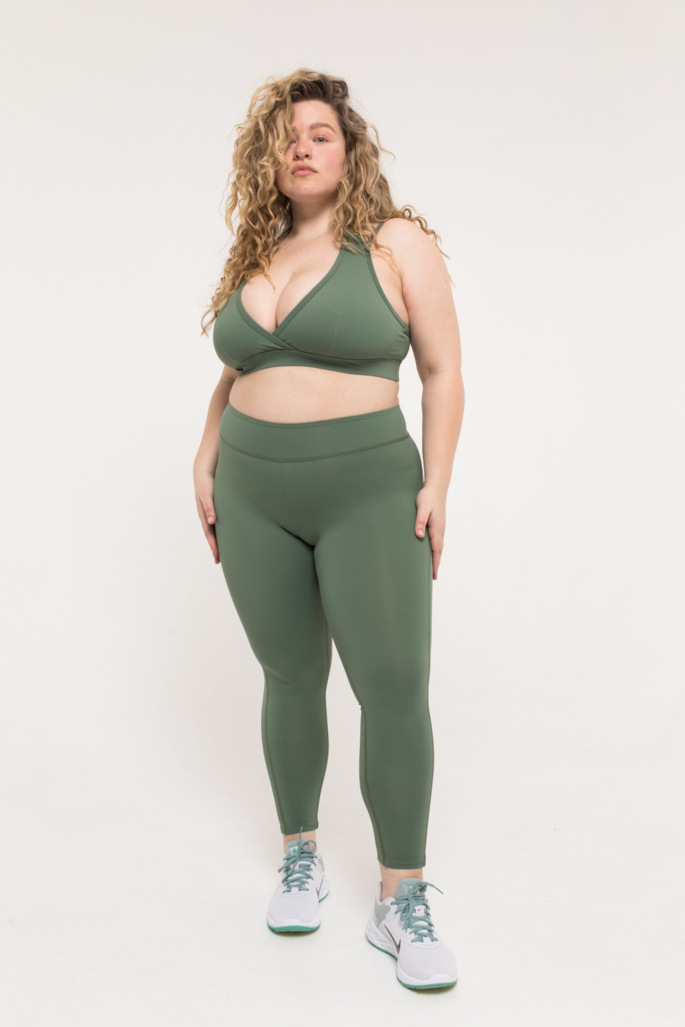 Essential Leggings Khaki