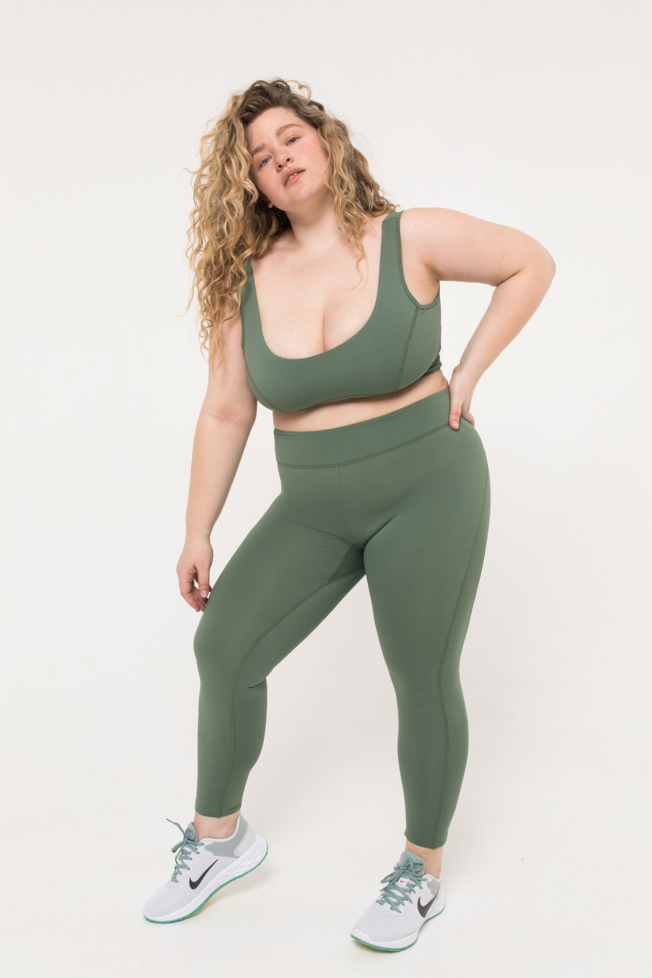 Essential Leggings Khaki
